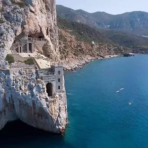 Casa Margherita , Nebida Italia