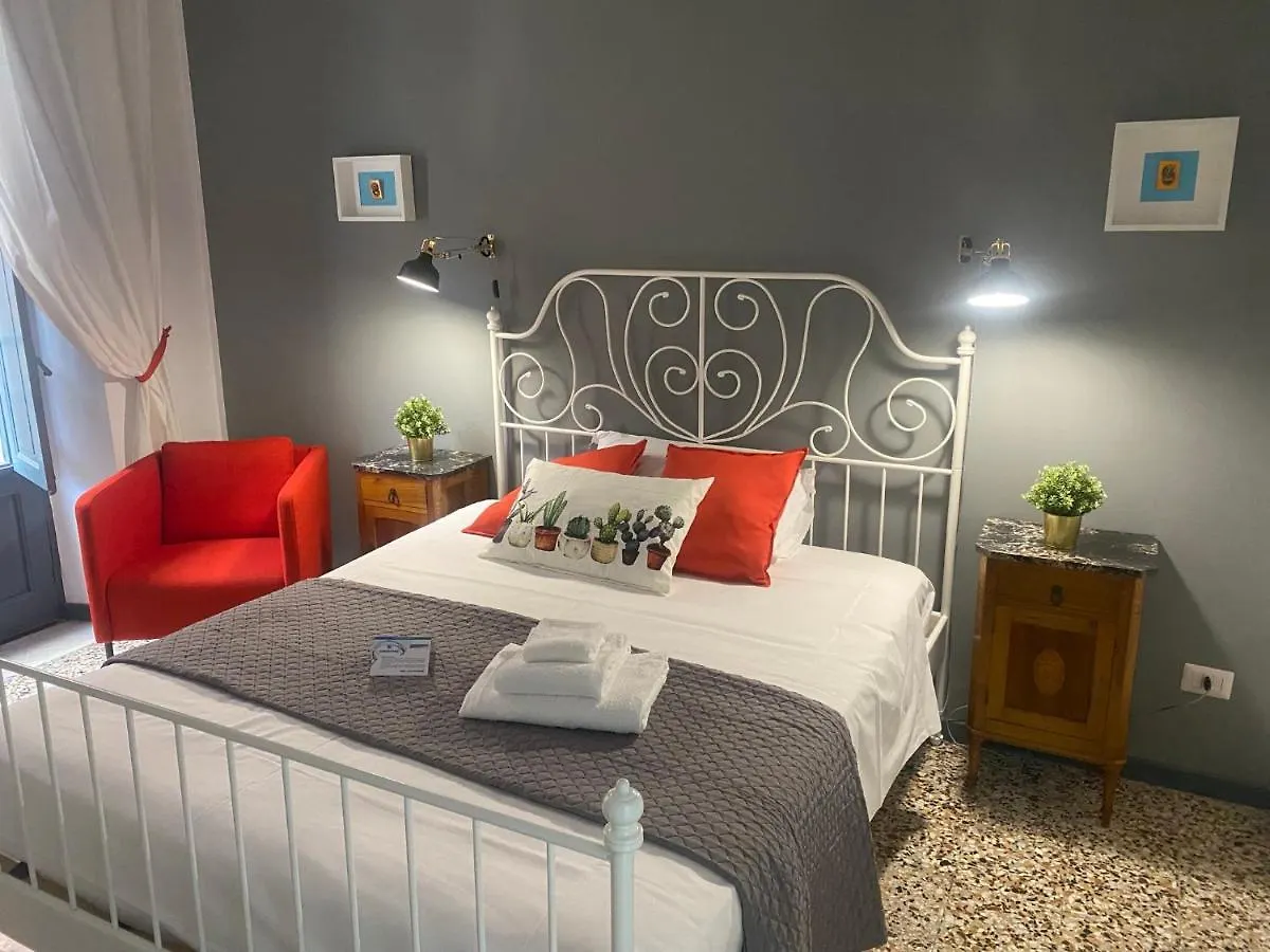 Vivaldi Maison Apartment Taormina 0*,  Italy